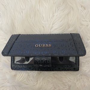 Women wallet // Guess